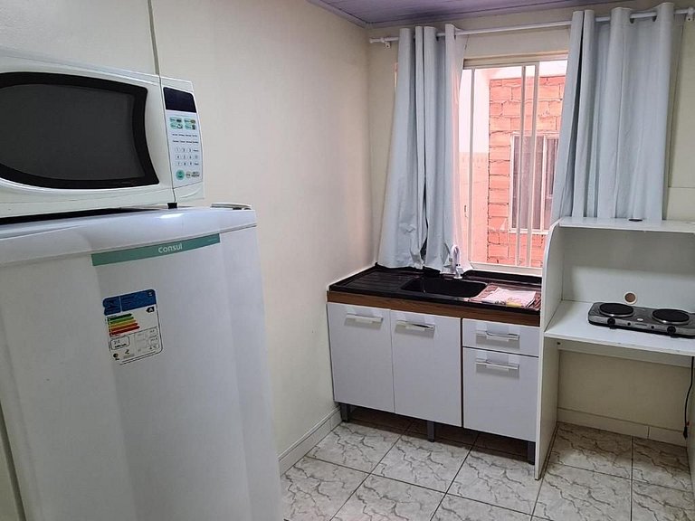 Loft no Centro com Cozinha Compacta, Netflix e Ar