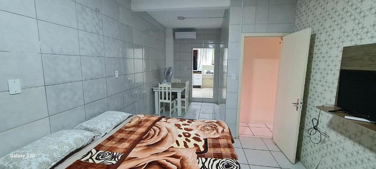 Loft privativo no Centro com Ar Cond. Cozinha, Netflix, etc.
