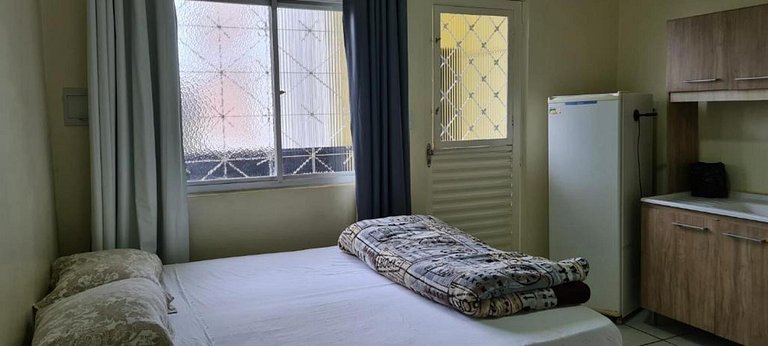 Loft no Centro com Cozinha Compacta, Netflix e Ar