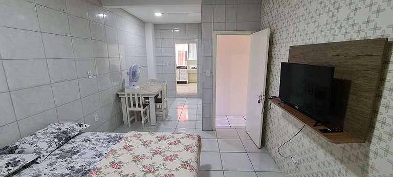 Loft privativo no Centro com Ar Cond. Cozinha, Netflix, etc.